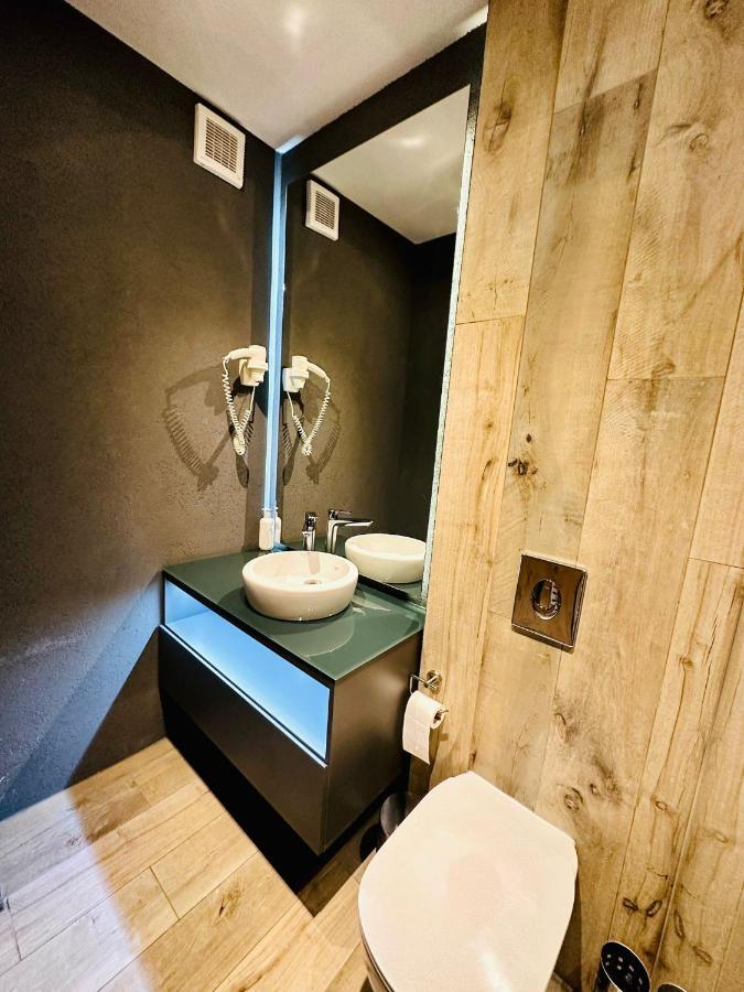 Kharisma Apartment-Free Parking-Ultracentral Cluj-Napoca Extérieur photo